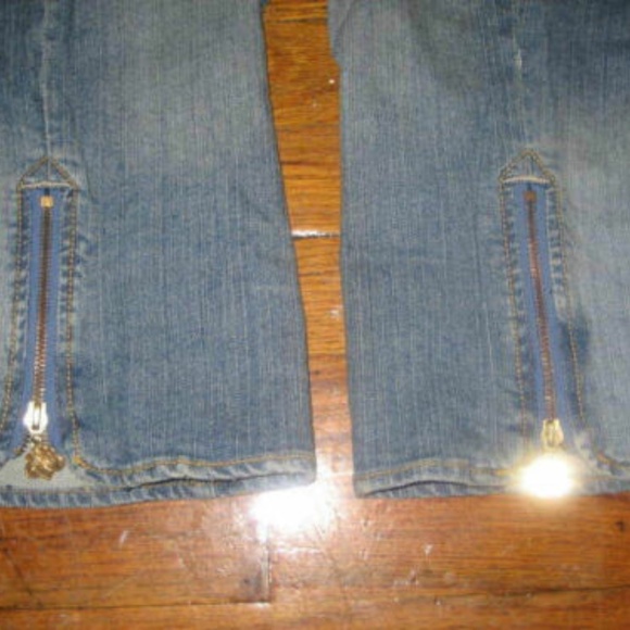 NEW Dereon Y2K Beyonce Denim Crop Zipper LOGO Capri Jeans 5/6 - Picture 10 of 17